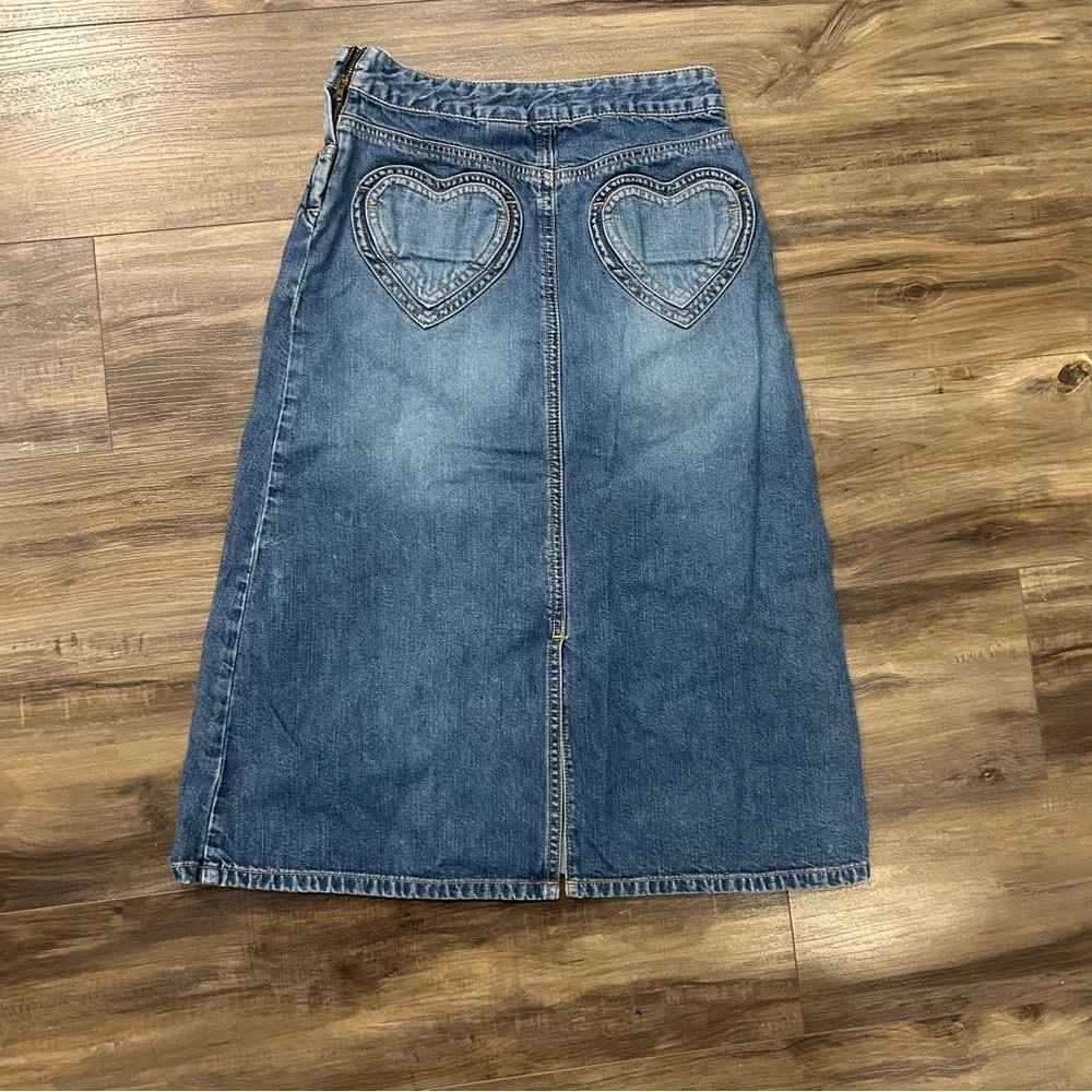 Denim A-Line Midi Skirt with Floral Embroidery - Picture 4 of 6